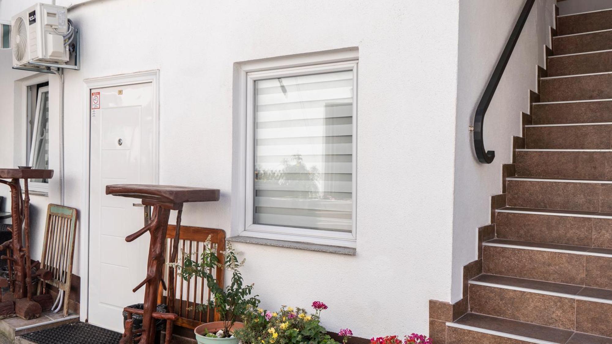 Guest House Time Out Σαράγεβο Εξωτερικό φωτογραφία